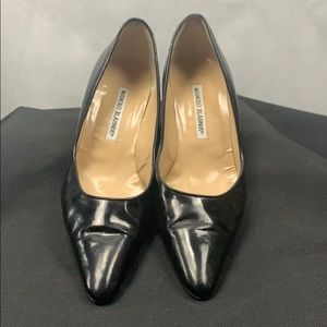 VINTAGE Manolo Blahnik Patent Leather Kitten Heals